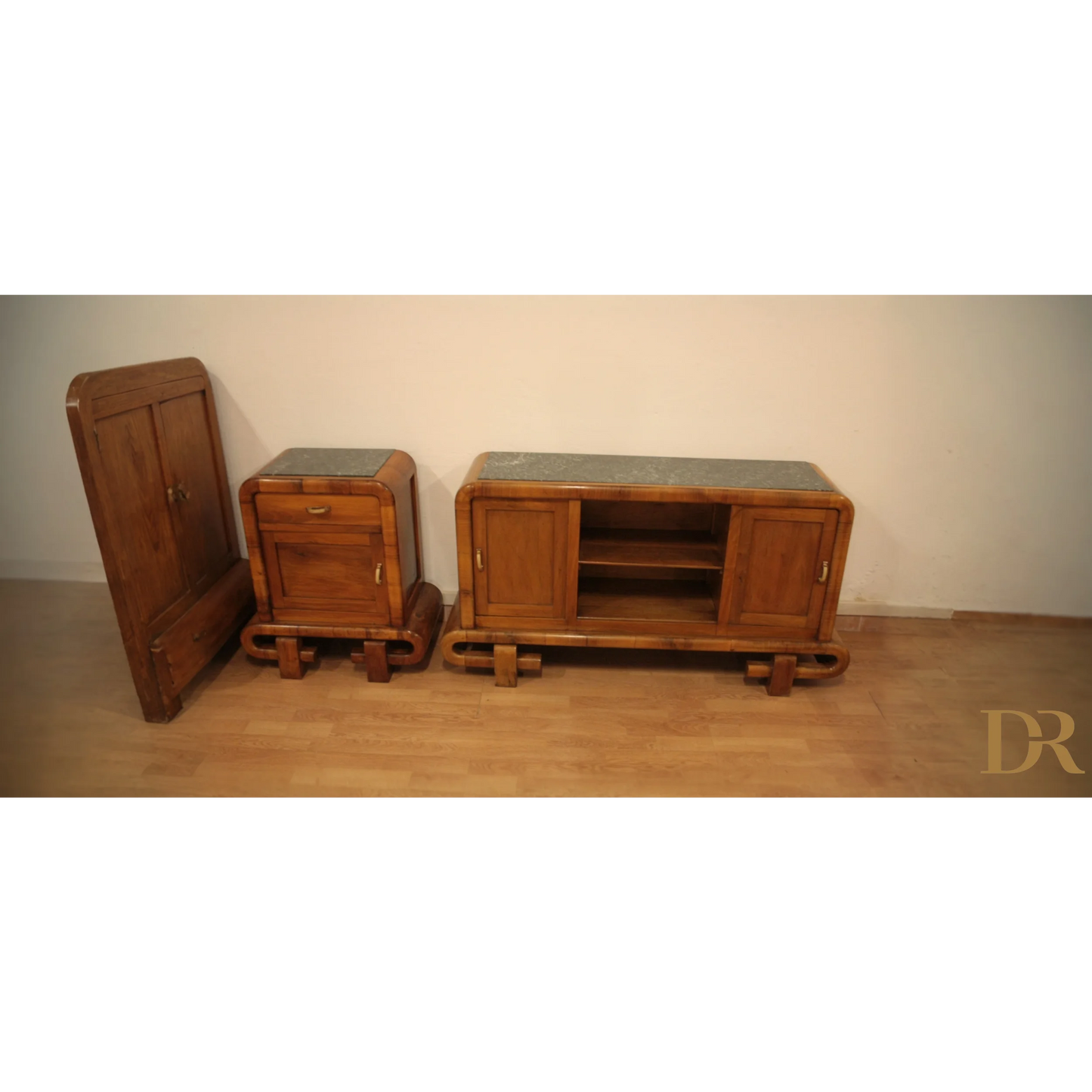 Camera da letto in noce Art Decò anni 50 con mobile antiquariato modernariato vintage