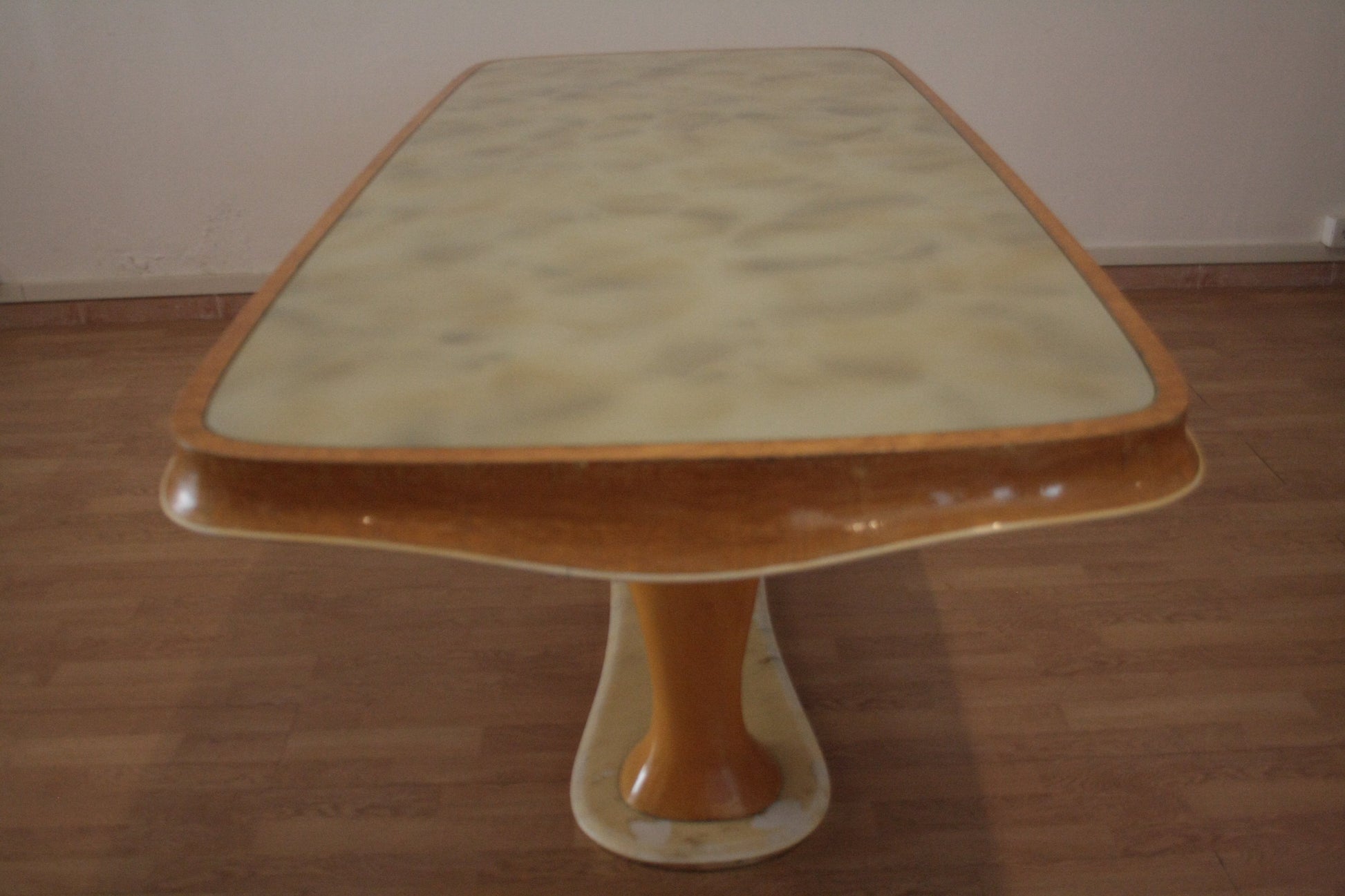 Tavolo da pranzo mid-century moderna Vittorio Dassi con base a colonna, dario raia antiquariato