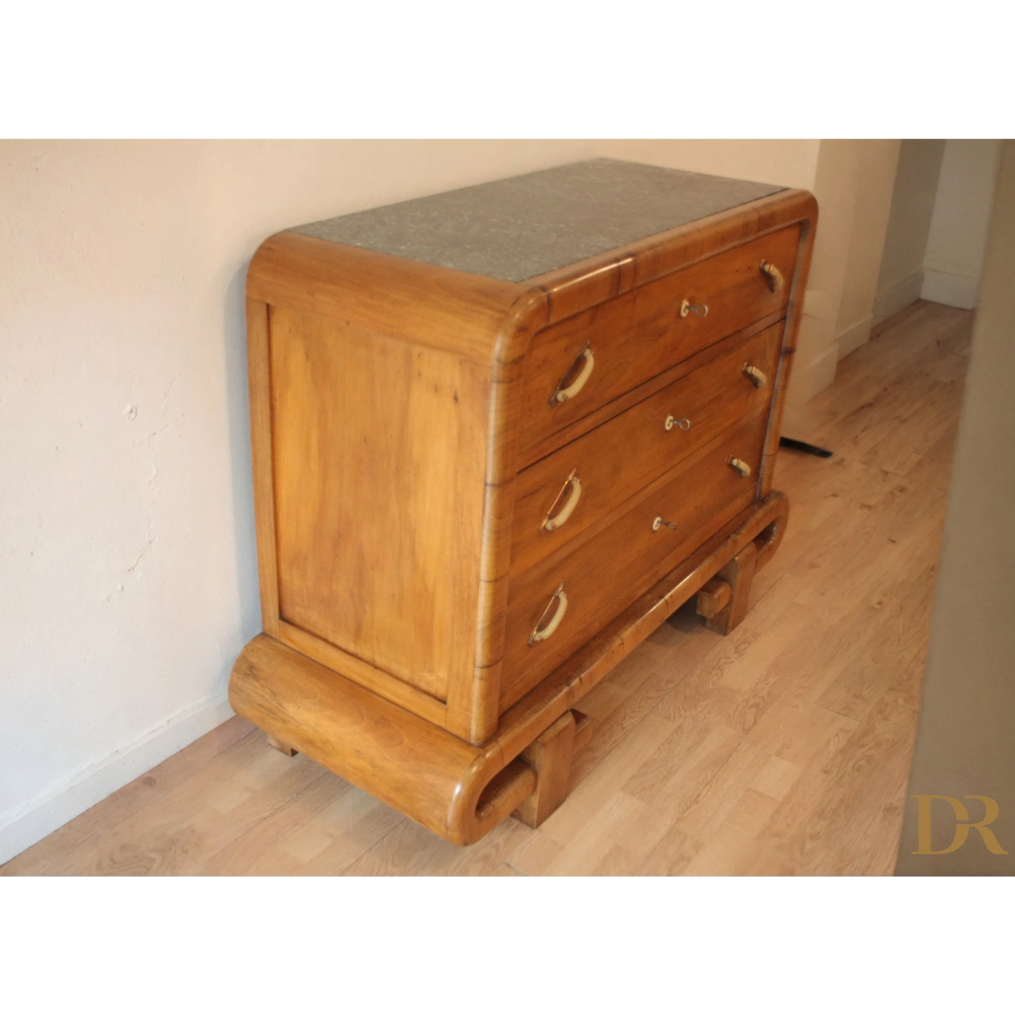 Cassettiera in noce Art Decò anni 50, Dario Raia Antiquariato, stile Mid Century Modern