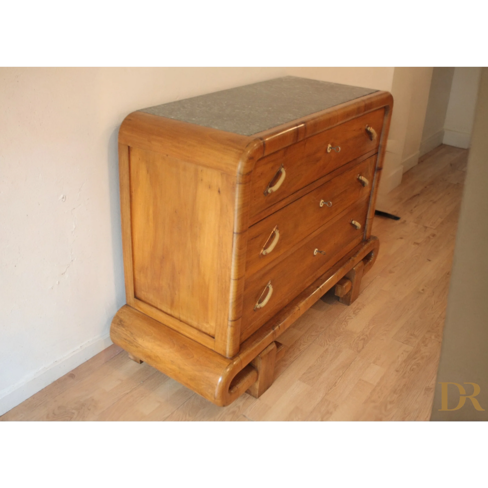 Cassettiera in noce Art Decò anni 50, Dario Raia Antiquariato, stile Mid Century Modern