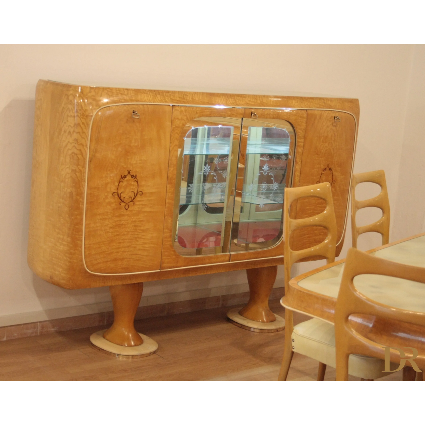 Mobile bar credenza in stile Art Deco di Vittorio Dassi con ante in vetro