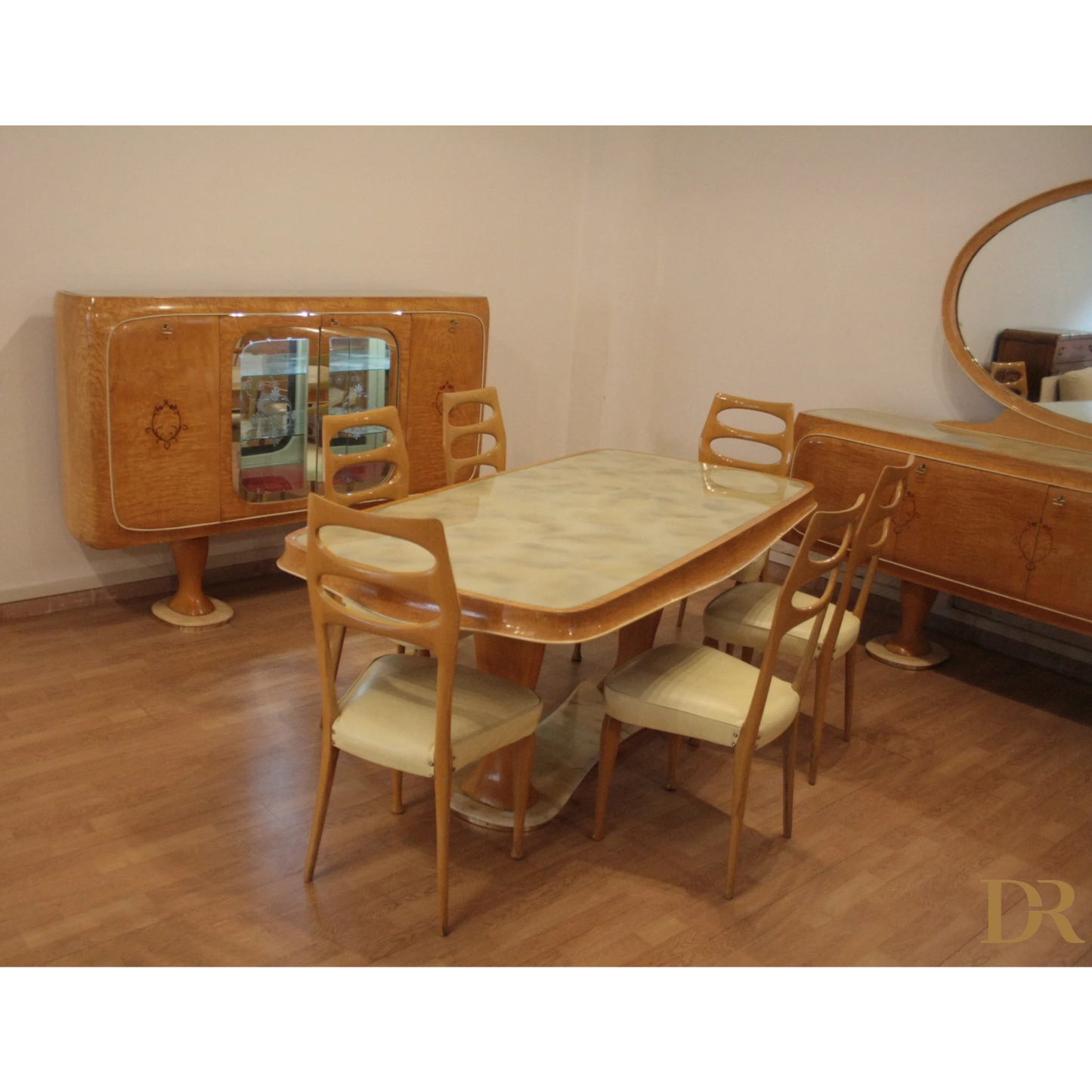 Set da pranzo vintage con tavolo decorato in marmo, Mobile Bar Credenza Vittorio Dassi
