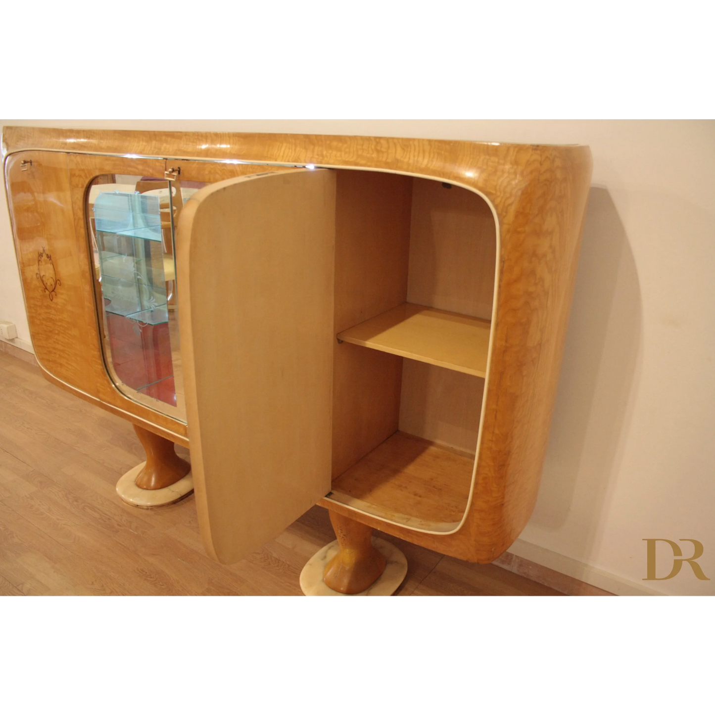 Mobile bar credenza con porta aperta di Vittorio Dassi, design mid-century moderna