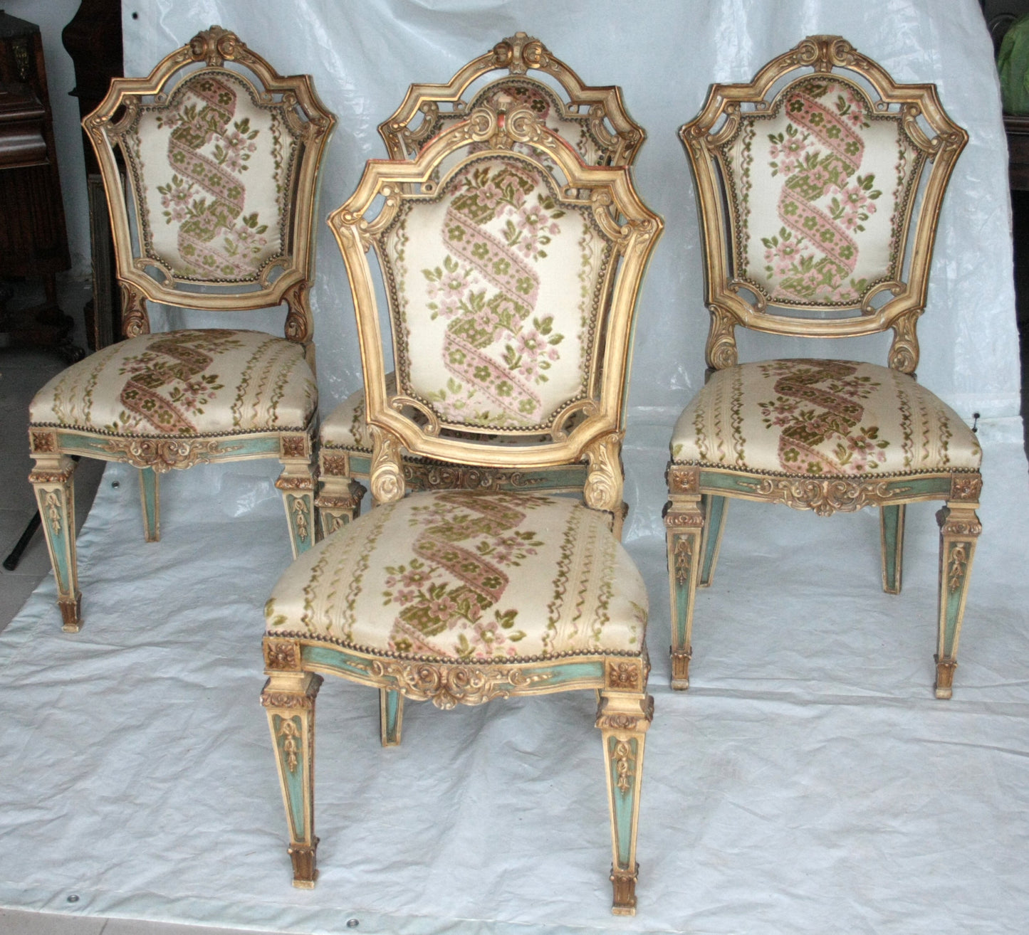 Set di 4 sedie Napoleone III seconda metà ottocento con tappezzeria floreale ornata