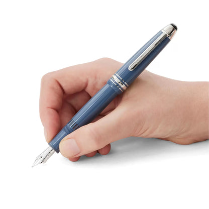Montblanc stylo-plume Meisterstück Glacier LeGrand bleu plume M 129393