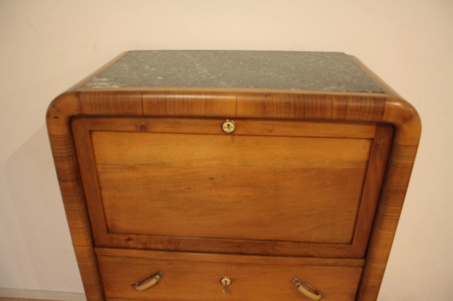 Secretaire in legno art deco mid century modern noce anni 50 con piano ribaltabile e cassetti per ufficio