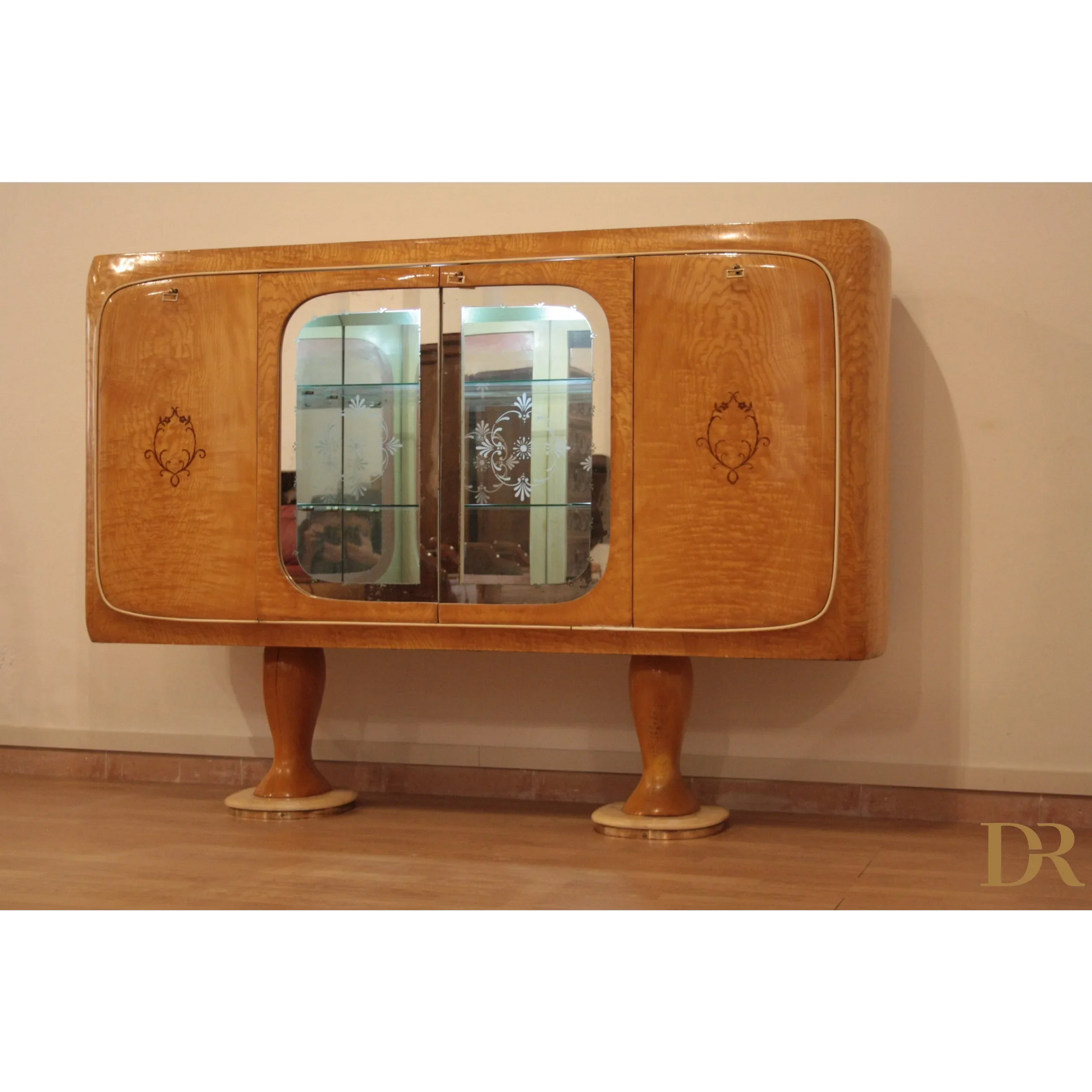 Vittorio Dassi Art Deco display cabinet in pranzo mid-century moderna by Dario Raia Antiquariato