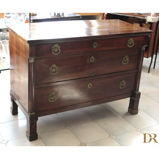 Comò impero napoletano in noce con dettagli in bronzo, XIX secolo