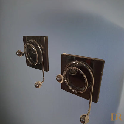 Eleganti ganci appendiabiti Willy Rizzo per Mario Sabot, design anni ’70