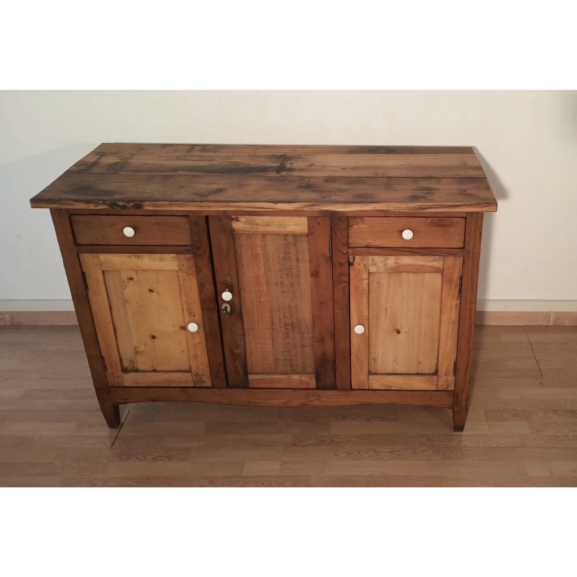 Credenza bassa in pino rustica, Sud Italia, Fine XIX° Secolo