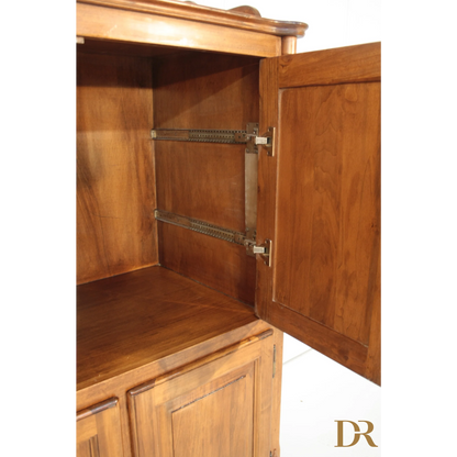Credenza Classica con porta aperta e cerniere in metallo di Dario Raia Antiquariato