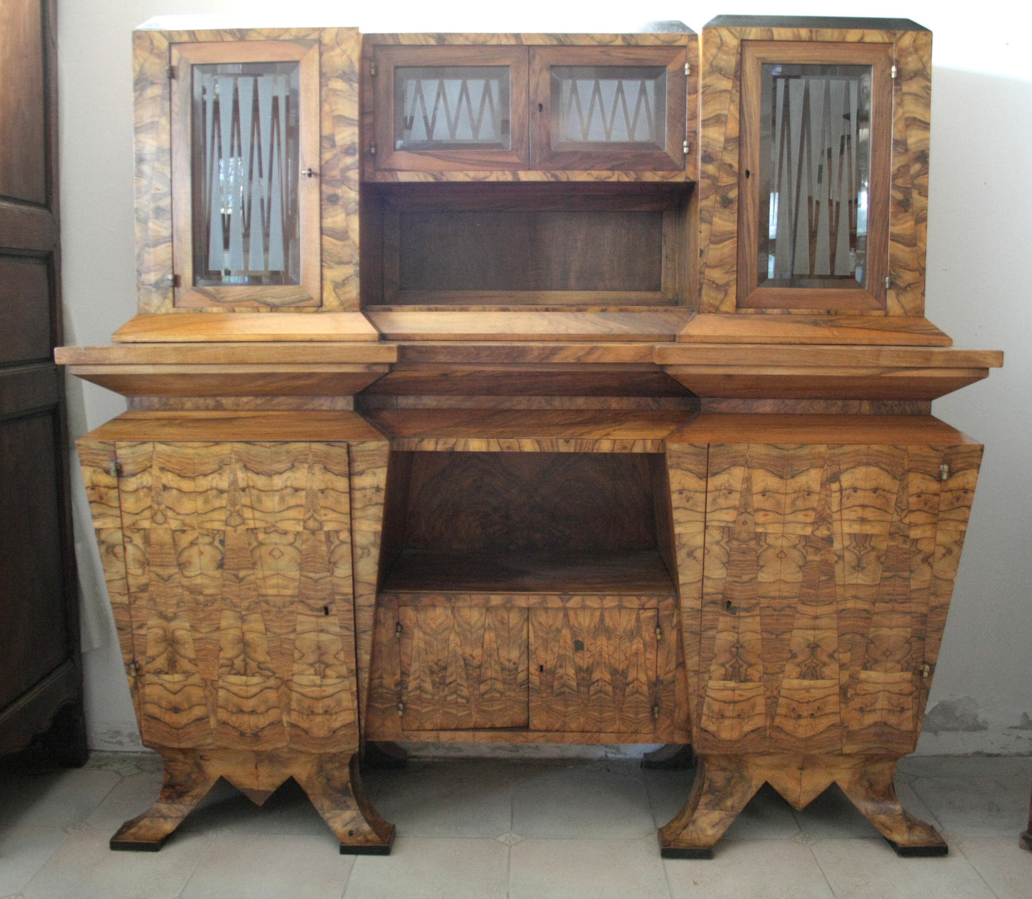Credenza due corpi Art Deco Italia Roma con vetri, realizzata per il ministro Bottai nel 1933