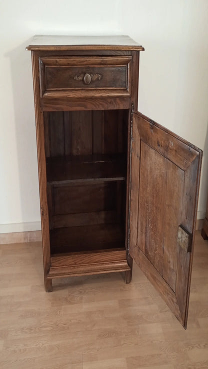 Credenza bassa vintage in legno di rovere con cassetto e anta a battente in stile rustico