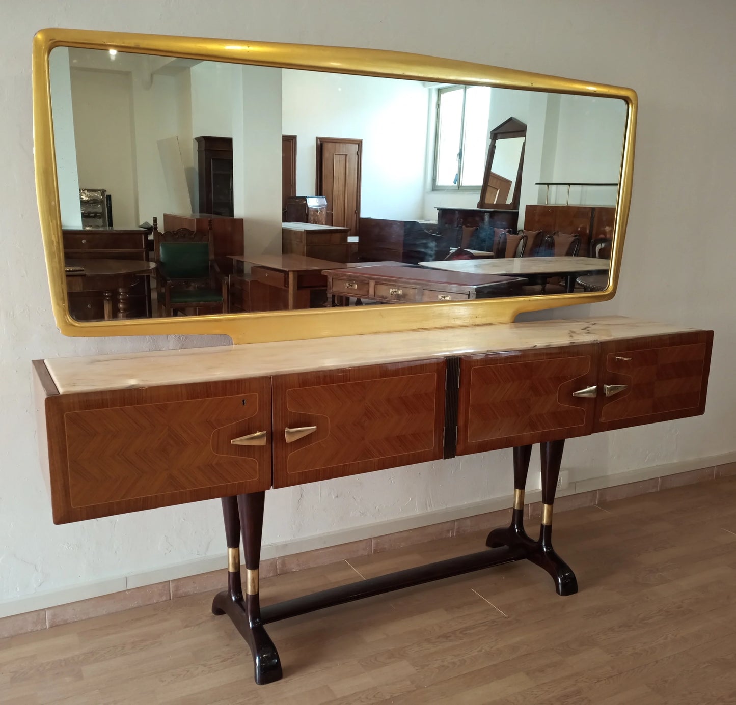 Credenza mobile bar consolle mid-century con cassetti legno e specchio con cornice oro vittorio dassi