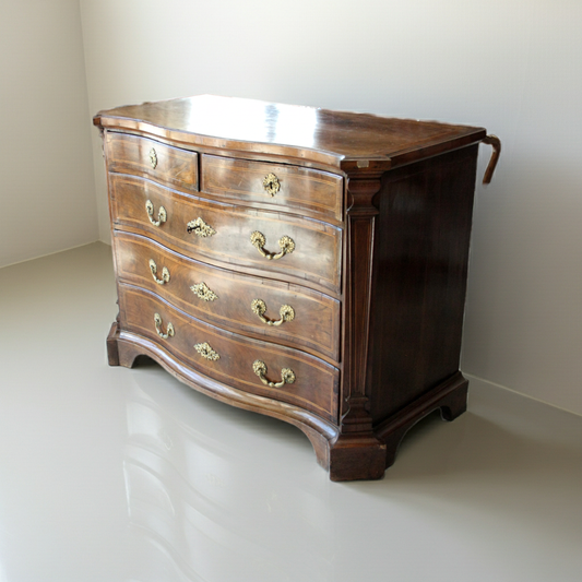 Canterano in noce, XVIII secolo, Spagna