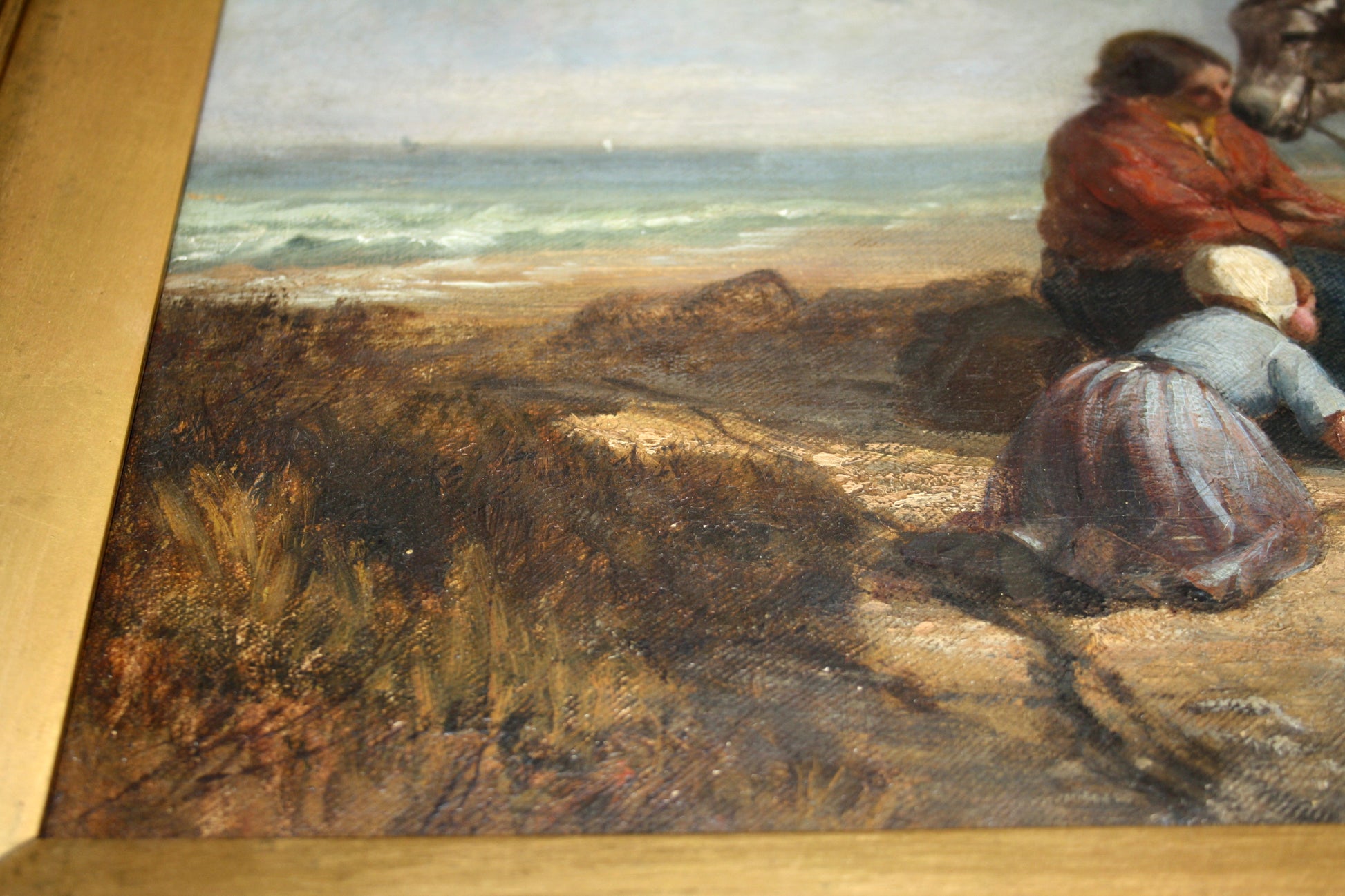 Dipinto di Joseph Paul Pettitt e George Young con figure in viola e marrone sulla spiaggia