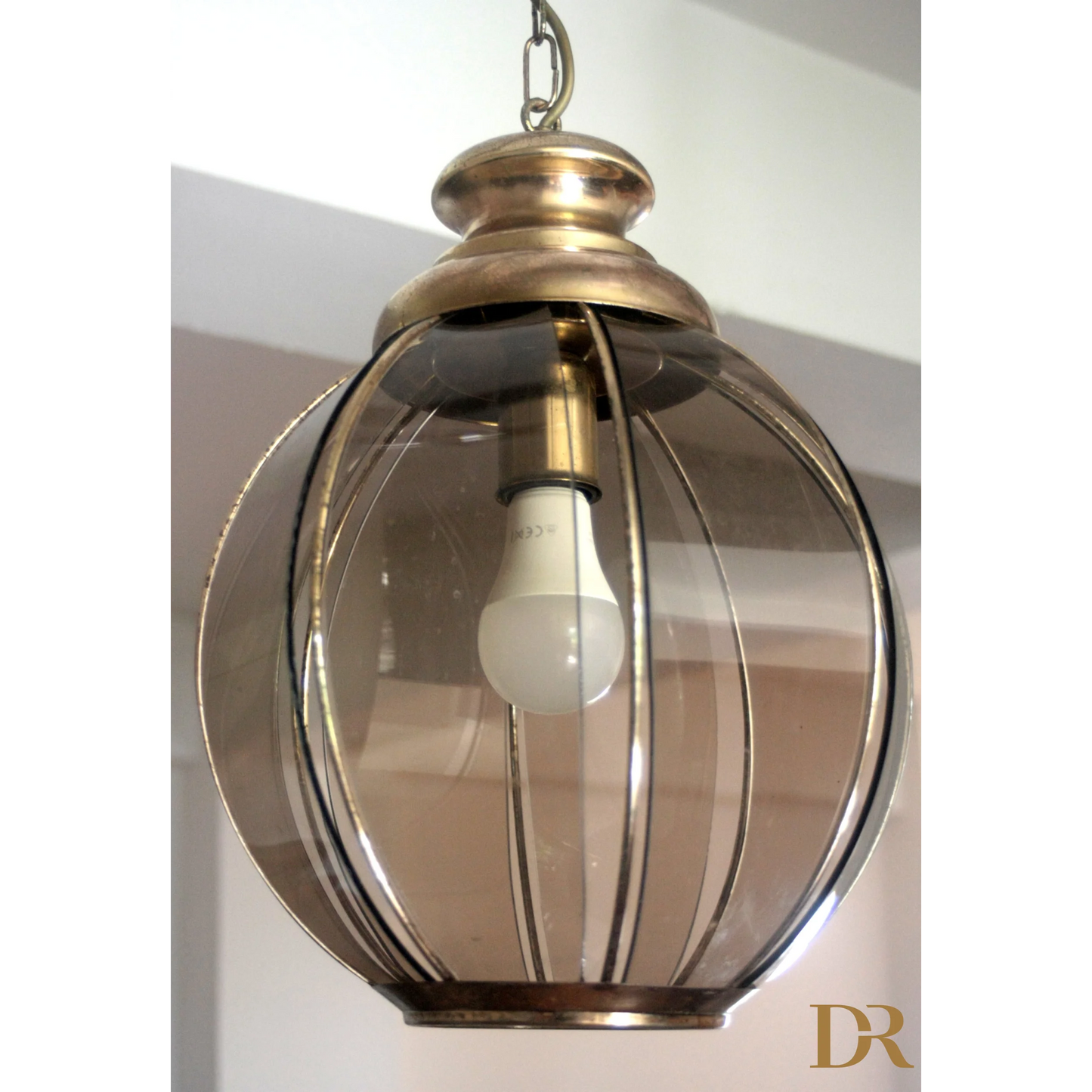 Lampadario in ottone con vetri fumé a spicchi, seconda metà xx secolo