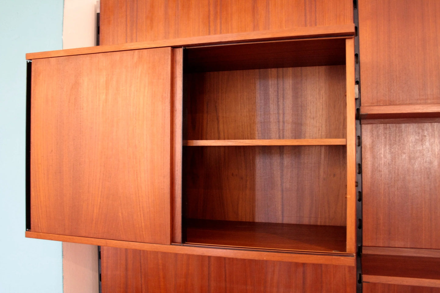 Libreria due moduli urio disegnata da ico e luisa parisi parete modulare urio in legno con anta scorrevole design anni 60