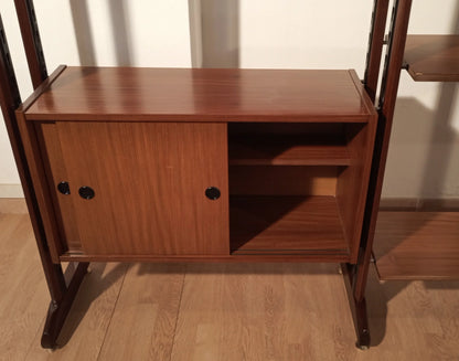 Originale libreria vintage modulare in teak con ante scorrevoli e supporti scuri, anni 60 italy