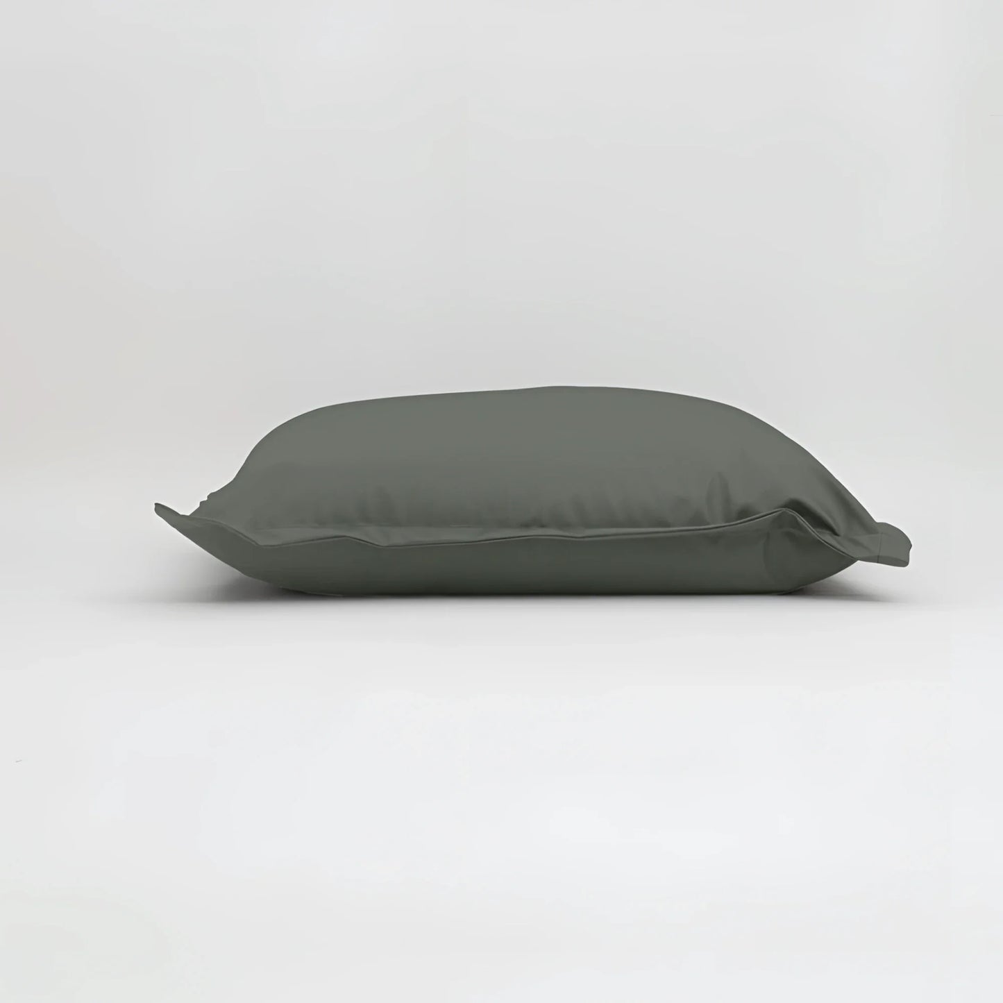 Maxi cuscino firenze in tessuto grigio scuro con finitura liscia e dimensioni generose per infinito abbraccio