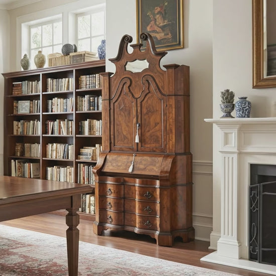 Trumeau italiano lombardo originale in noce e radica di noce, XIX secolo, nord Italia