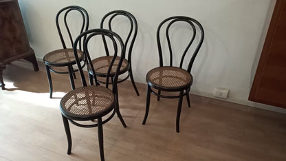 Sedie da pranzo in faggio curvato nello stile di Thonet, Italia, set di 4