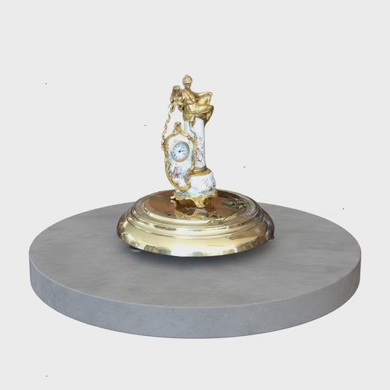 Orologio da tavolo in bronzo e smalti Art Decò — Austria, XIX secolo