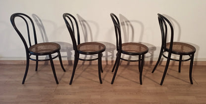 Sedie da pranzo nere in faggio curvato con sedile in canna set thonet italia di 4 pezzi