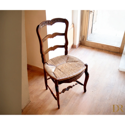 Sedia provenzale rustica in rovere massello con seduta in corda intrecciata