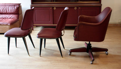 Set studio Umberto Mascagni con mobili in similpelle Bordeaux Italia 1950