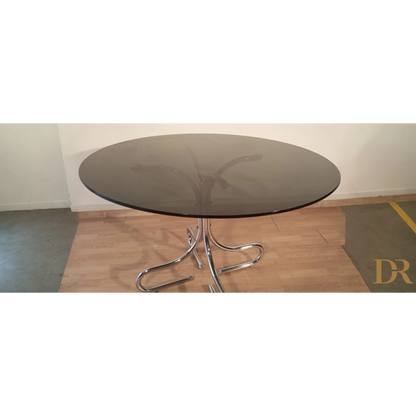 Tavolino da caffè Mid-Century in acciaio cromato con piano rotondo in vetro fumé, Italia
